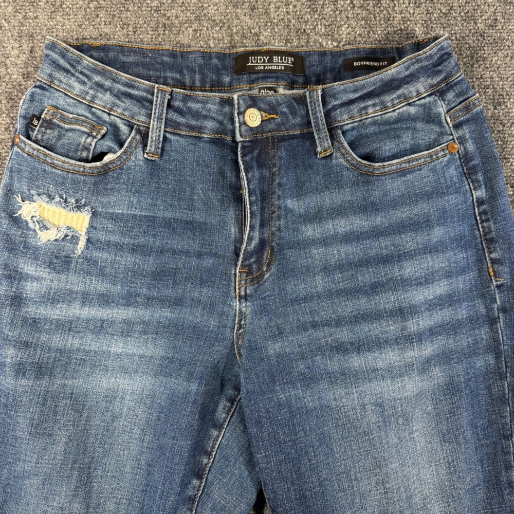Judy Blue Distressed Boyfriend Fit Jeans Medium Wash High Rise JB88306 MD 9/29‎